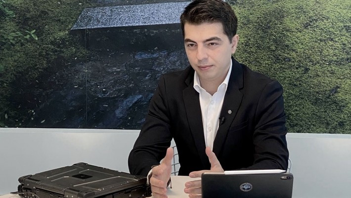 ერთხელ და საბოლოოდ! დიახ, გვისმენენ, გვითვალთვალებენ და მეტიც... ლაშა პატარაიას მიმართვა